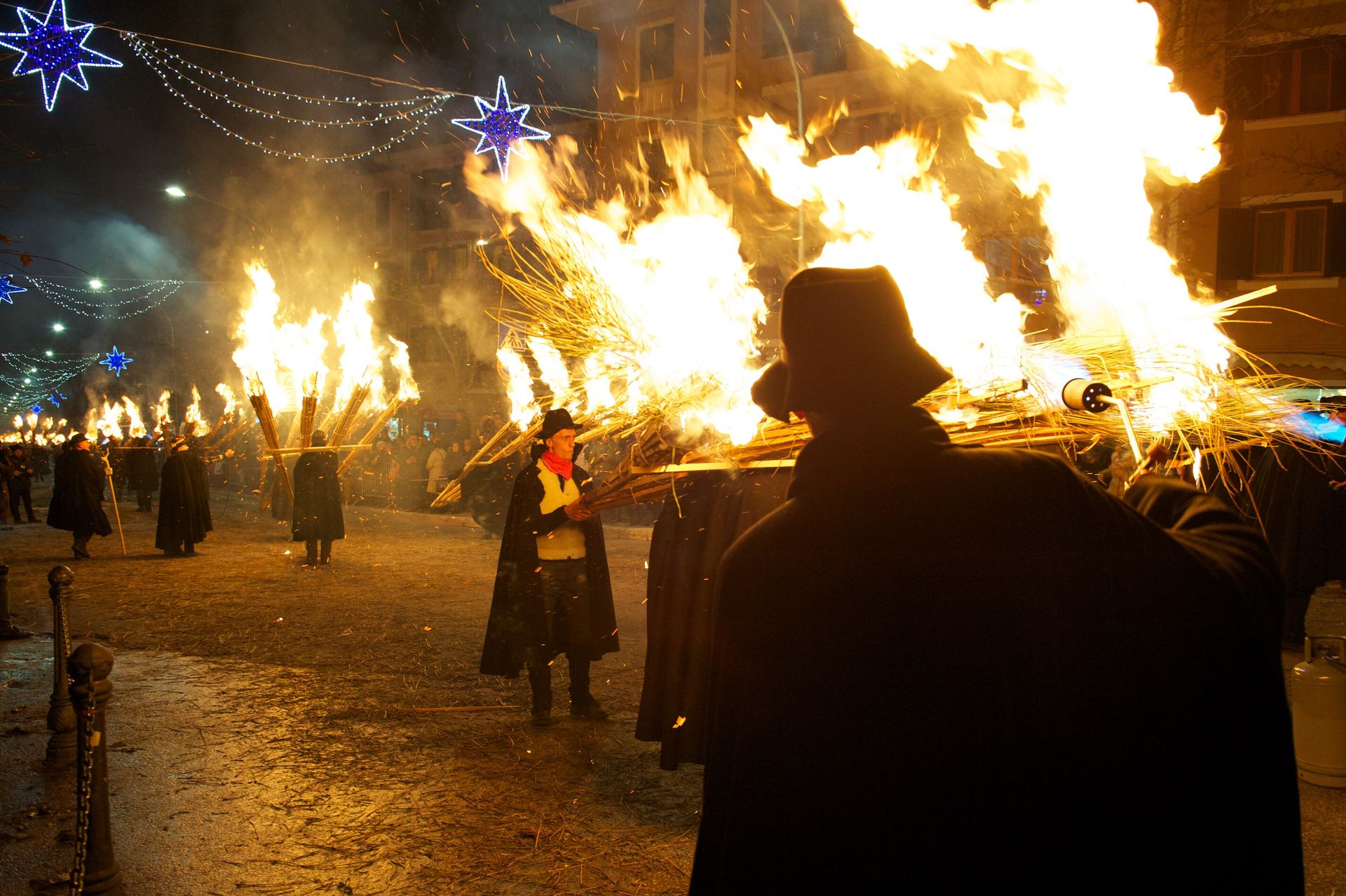 La Ndocciata - Il rito del fuoco di Agnone, a dicembre