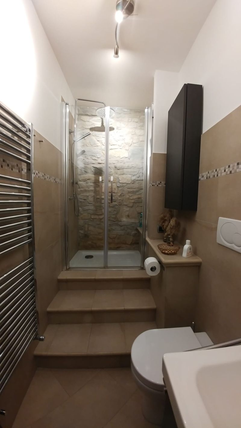Bagno - Doccia con box in cristallo
