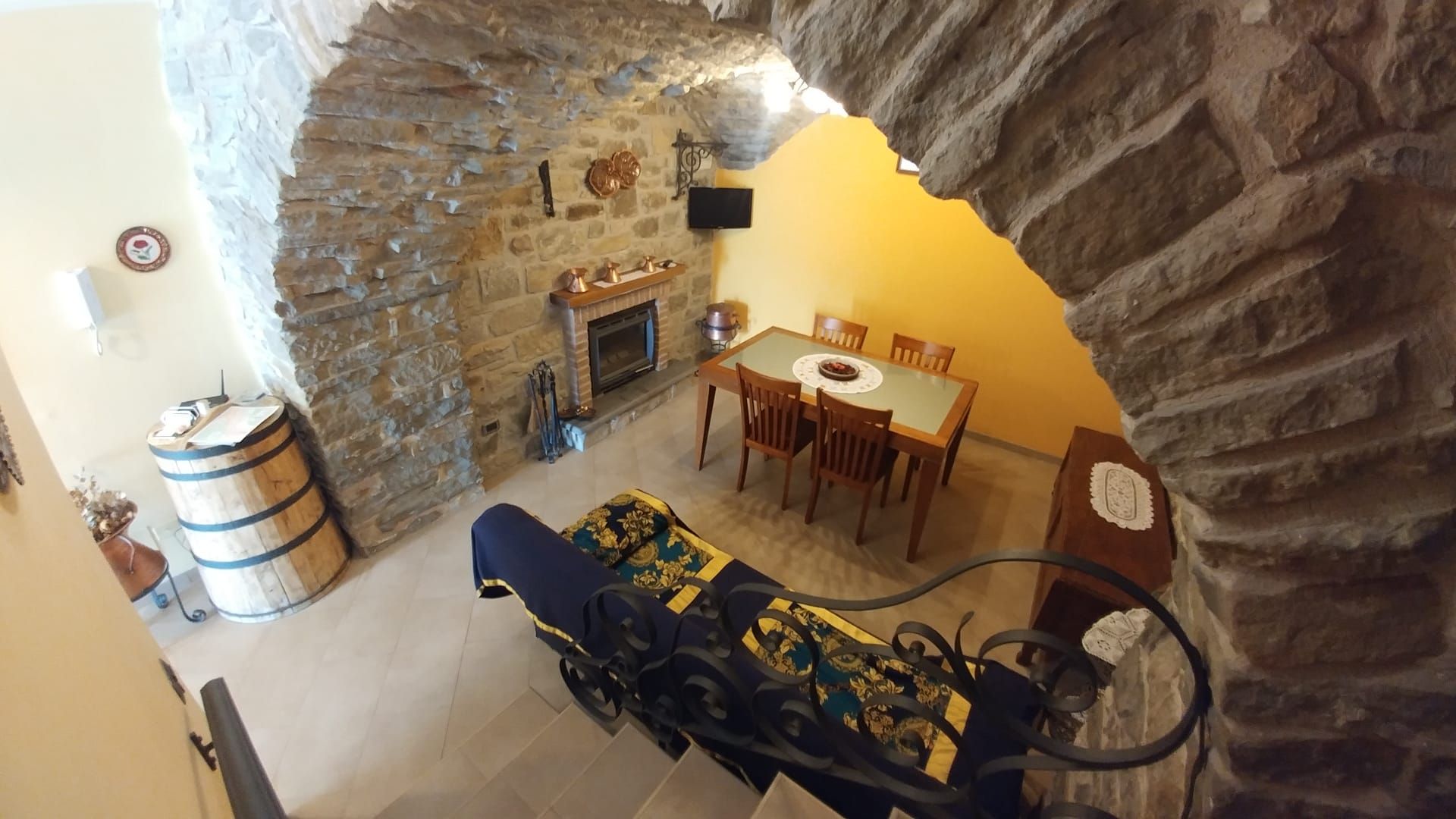 La Volta in Pietra - Soffitto a botte del piano taverna